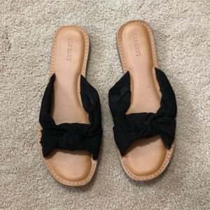 Old navy black bow sandal